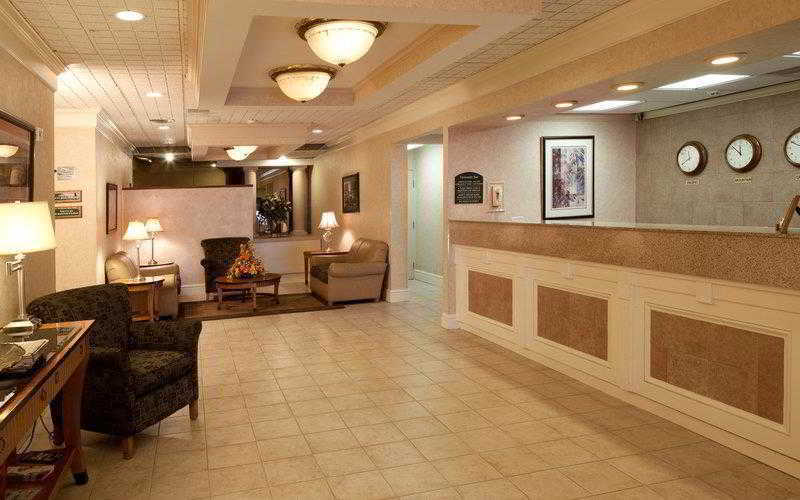 Best Western Plus University Inn Steubenville Interior foto